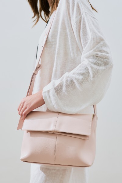 LEATHER BAG PINK WITH FLAP 