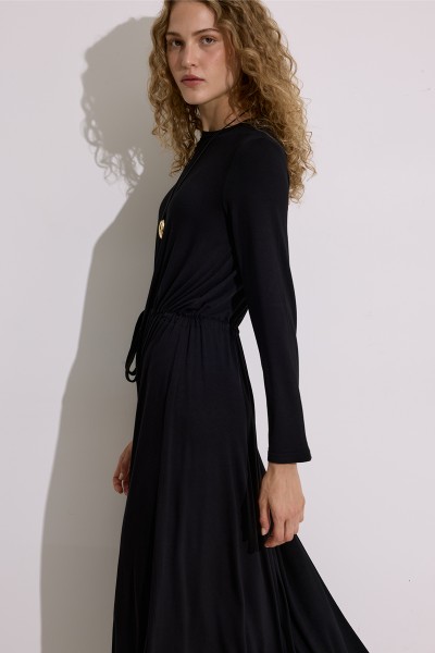 FLOWING LONG SLEEVE DRESS BLACK 