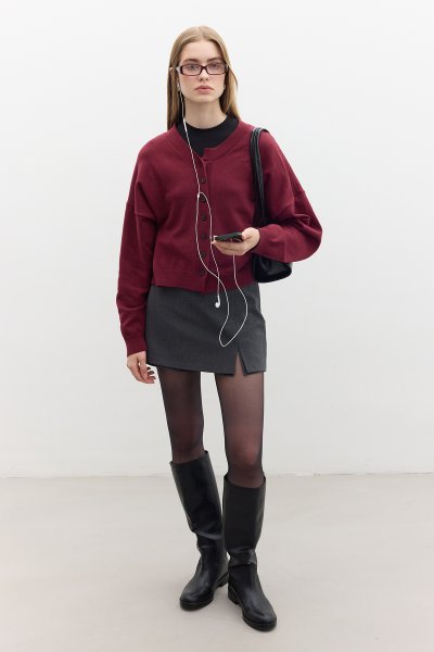 YUMUŞAK DOKULU OVERSİZE TRİKO HIRKA BORDO 