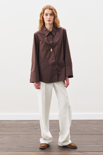 GENİŞ MANŞETLİ KLASİK GÖMLEK ACI KAHVE 