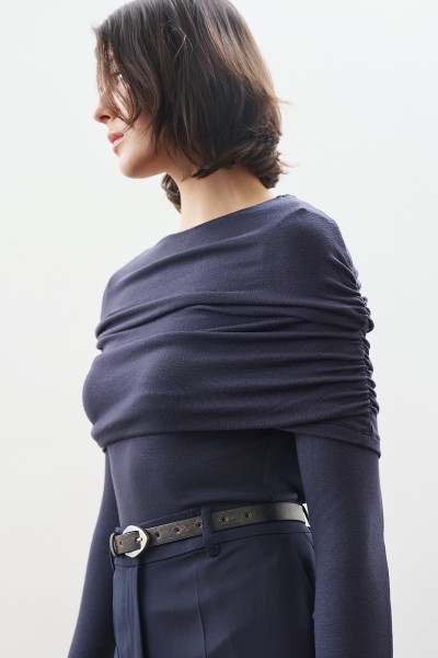 BÜZGÜ DETAYLI BLUZ LACİVERT 