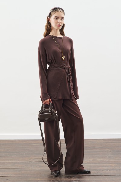 BELİ BAĞLAMA TASARIMLI BLUZ ACI KAHVE 