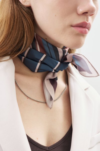 PATTERNED MEDIUM SATIN SCARF ELODI 