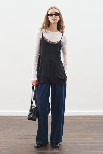 DANTEL ŞERİTLİ ASKILI BLUZ SİYAH 