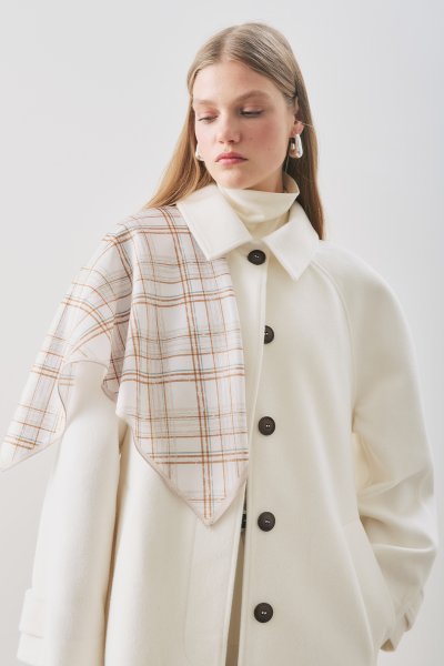 PATTERNED MEDIUM SIZE SATIN SCARF NOVEL CREAM 