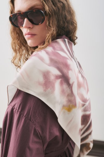 PATTERNED MEDIUM SIZE SATIN SCARF VALERIA 