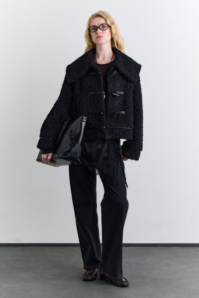 DÜĞMELİ KÜRK KABAN SİYAH 