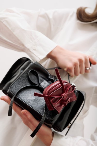 LOLA MINI WALLET BURGUNDY