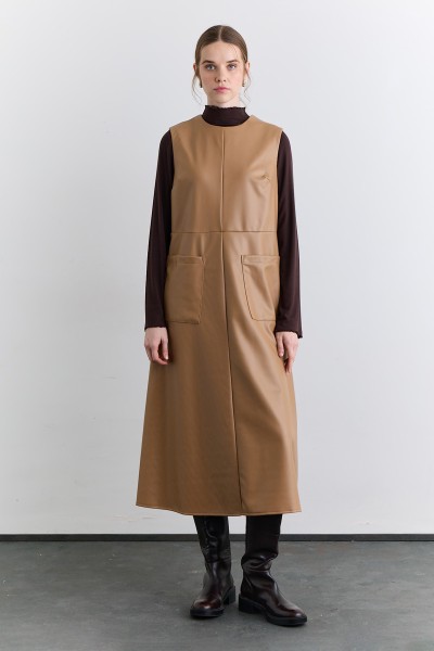 CEP DETAYLI DERİ ELBİSE CAMEL