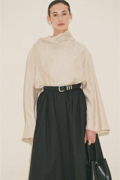 DOKULU DÖKÜMLÜ BLUZ TAŞ 