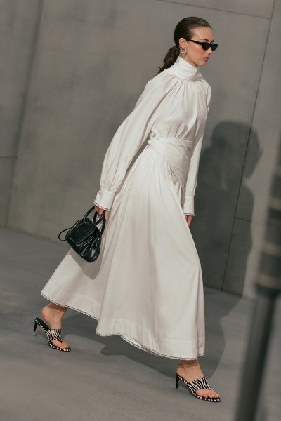 ÖNÜ DÜĞMELİ POPLİN ETEK EKRU 