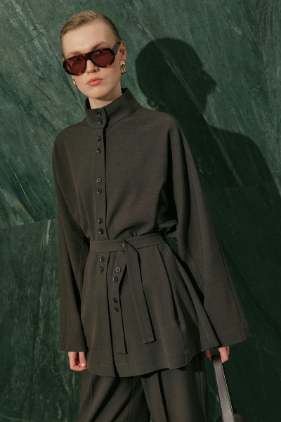 YUI BELTED JACKET MINK 