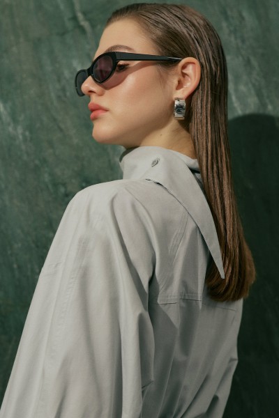 YÜKSEK YAKALI KISA GÖMLEK MAVİ 