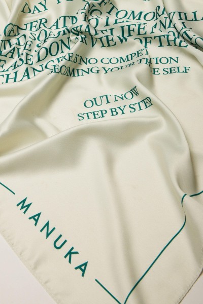 DESENLİ SATEN BOYUN FULARI ABBY-YEŞİL 