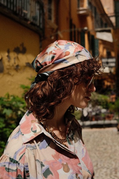 DESENLİ SATEN BOYUN FULARI LUSH 