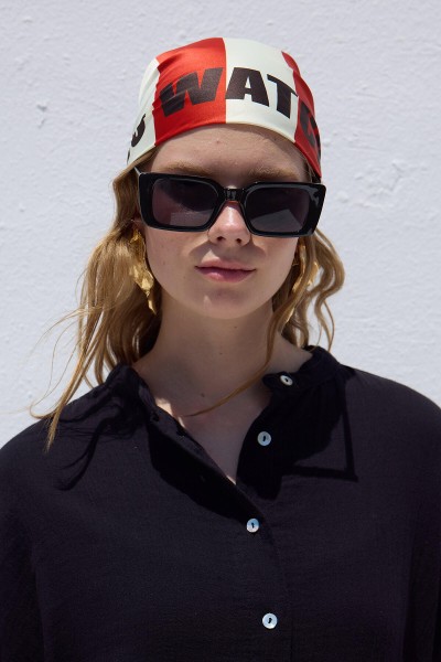 DESENLİ SATEN BOYUN FULARI ÇİZGİ-KIRMIZI 