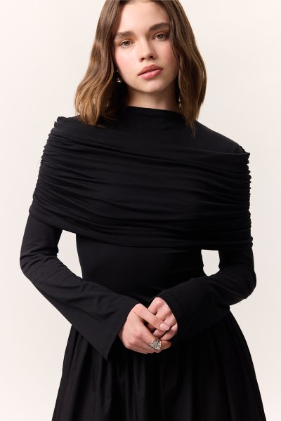 GENİŞ ETEKLİ UZUN ELBİSE SİYAH 