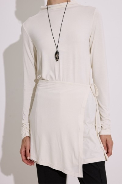 DÖKÜMLÜ BAĞLAMA DETAYLI BLUZ İNCİ 