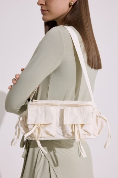 POCKET DETAIL LACE-UP BAG VANILLA 