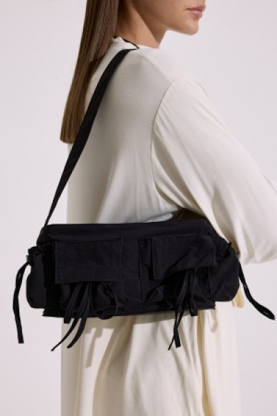 POCKET DETAILED LACE-UP BAG BLACK 