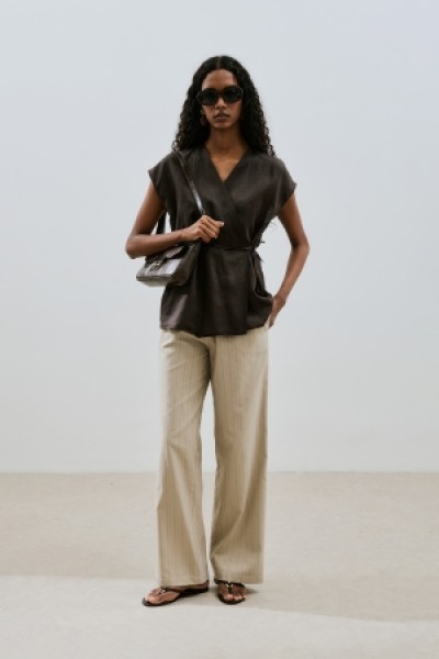 KETEN KOLSUZ BLUZ ACI KAHVE 