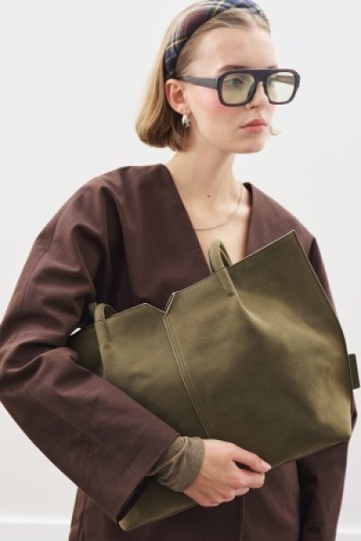 SUEDE MOMO BAG GREEN 