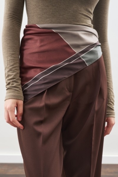 DESENLİ ORTA BOY SATEN FULAR NERA-YEŞİL 