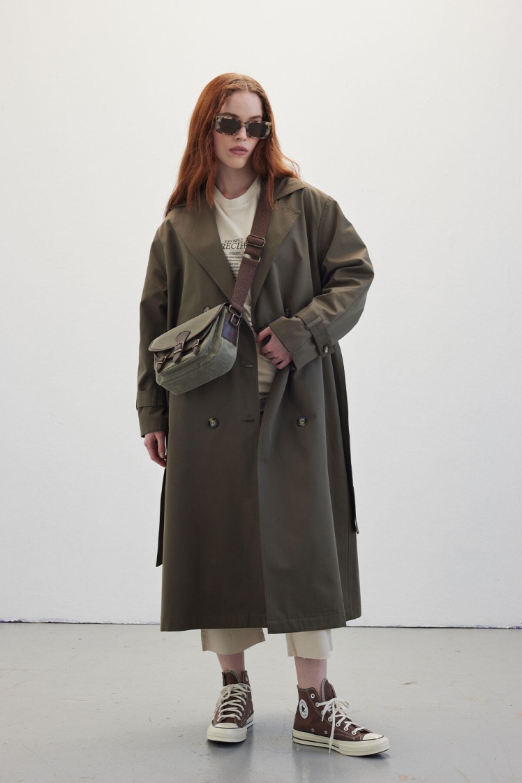 WIDE COLLAR DOUBLE BREASTED TRENCH COAT KHAKI | Manuka